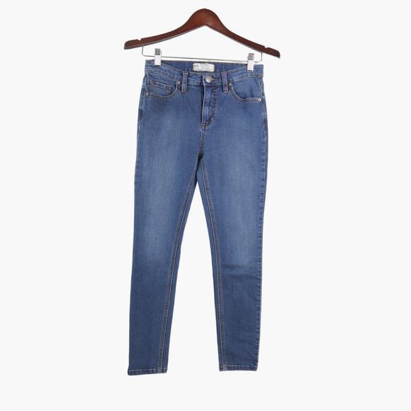 Free People Size 26 High-Rise Skinny Jeans Stretch Medium Wash Blue - Picture 1 of 9